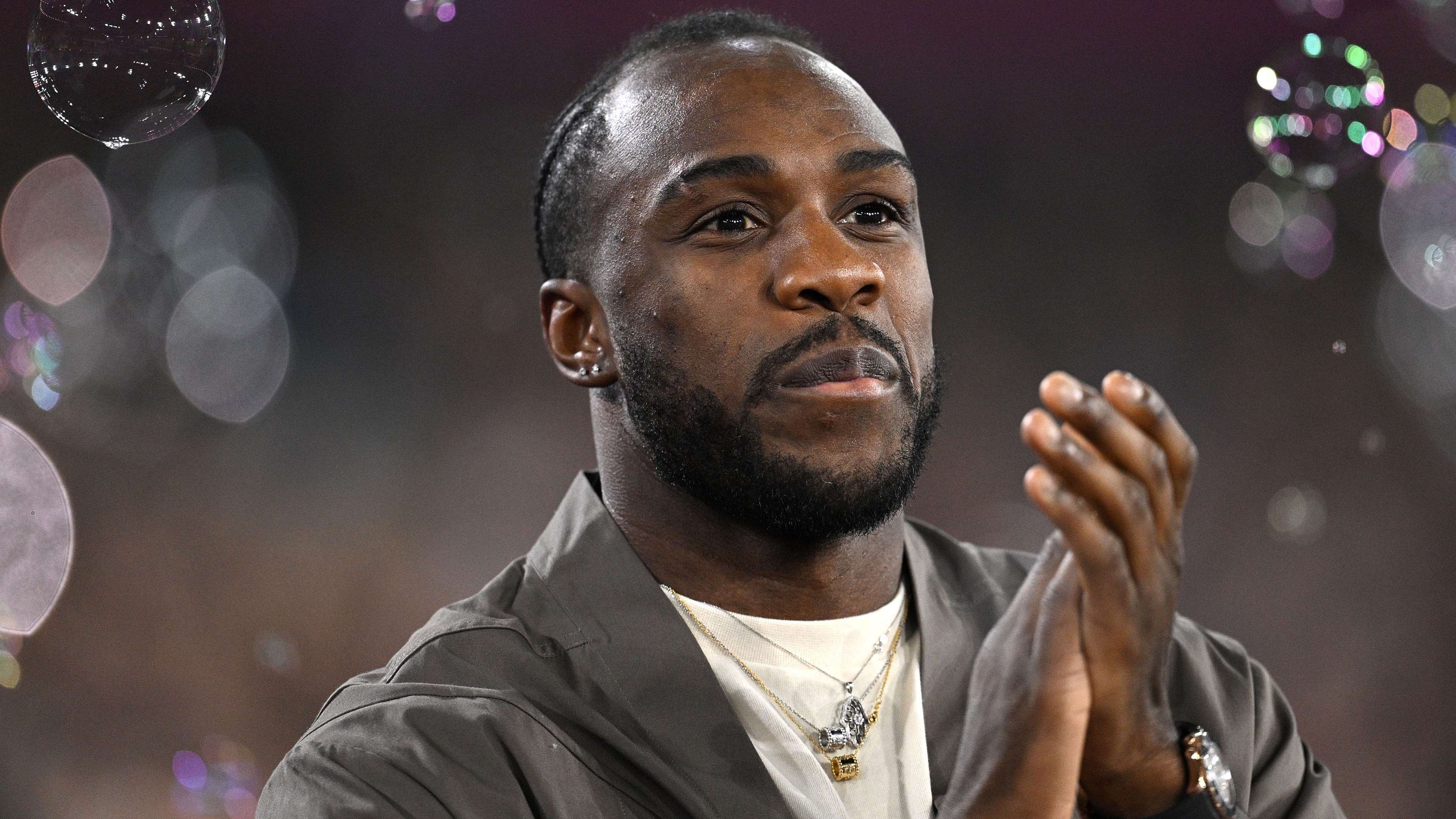 助于职业发 助于职业发