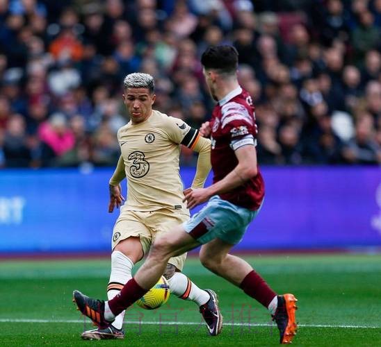 西媒：皇马可能会在冬窗出售或出租伊斯科等4人